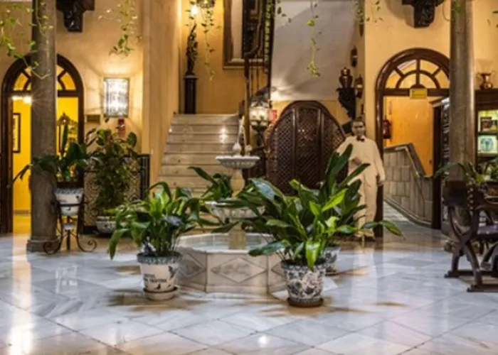 Hotel barato: Hotel Reina Cristina