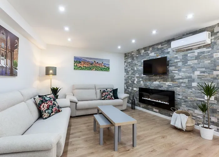 Alquiler de vacaciones: Apartamentos Reina Isabel