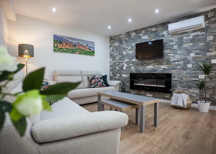 Alquiler de vacaciones: Apartamentos Reina Isabel